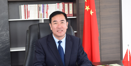 第八届陕西省优秀企业家风采 ——陕西果业科技集团有限公司 执行董事、总经理 南学平