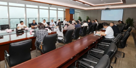 延长石油集团公司召开上半年外部专家环保诊断检查汇报会