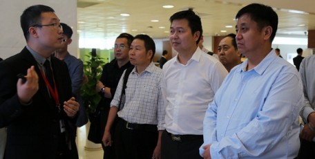 先进制造业创新发展座谈会在深圳召开