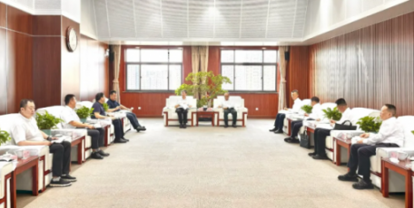 延长石油与国铁西安局座谈交流