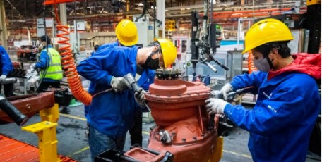 陕汽控股汉德车桥党委纪委齐发力 复工防疫不松懈