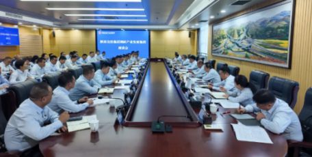 孔庆学到产业发展集团调研