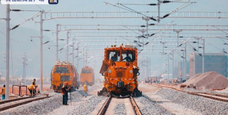 中老铁路国内段开始线路精调 预计年内建成通车