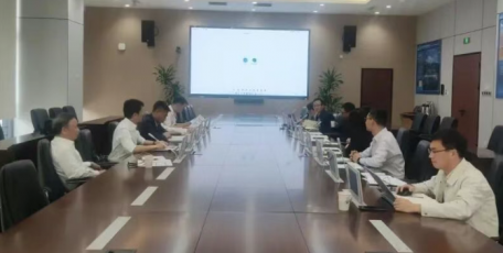 毛惠刚与中水北方公司总经理、党委副书记吴正桥座谈