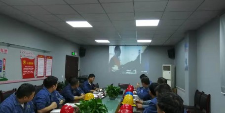 陕钢汉钢轧钢厂四举措夯实党员干部作风建设