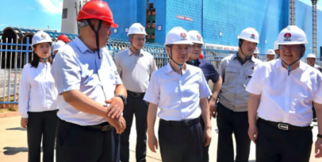 李向东到陕煤电力汨罗公司、上高公司调研慰问