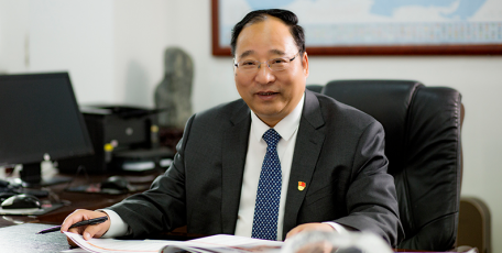 第八届陕西省优秀企业家风采 ——中国西电集团西安西电变压器有限责任公司 党委书记、执行董事　杨东礼