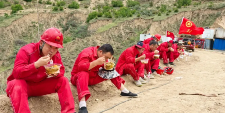 致敬！假期坚守岗位的石油人