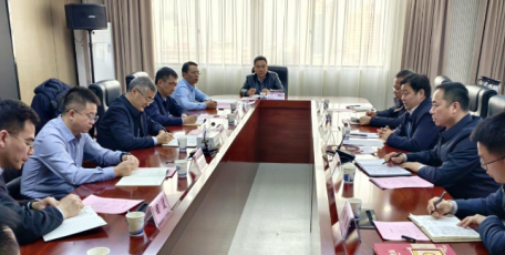 特能集团董事长杨世泽一行来省工业信息化厅座谈交流