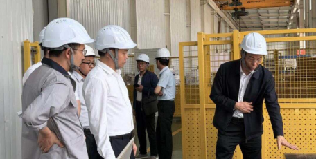 省工信厅赴宝鸡市调研钛产业重点“小巨人”企业