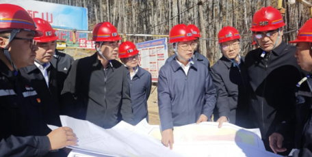 吴群英一行到地矿集团森鑫矿业公司调研督导安全环保及生产经营工作