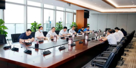 延长石油集团党委理论学习中心组专题学习习近平总书记来陕考察重要讲话