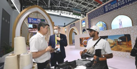 第六届丝博会吸引70多个国家和地区客商参会