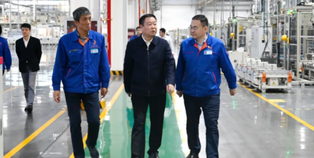 省工信厅韩宏琪厅长调研法士特