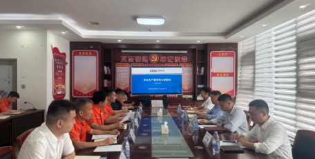 毛惠刚一行赴江阴填海水利项目开展安全大检查