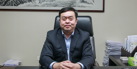 第八届陕西省优秀企业家风采 ——西部信托有限公司 董事长 徐谦