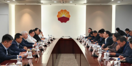 延长石油集团公司相关部门赴行业标杆企业开展对标学习