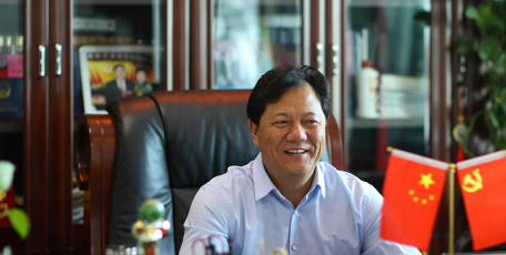 第八届陕西省优秀企业家风采 ——陕西省天桥集团府谷电石股份有限公司 总经理  刘向飞