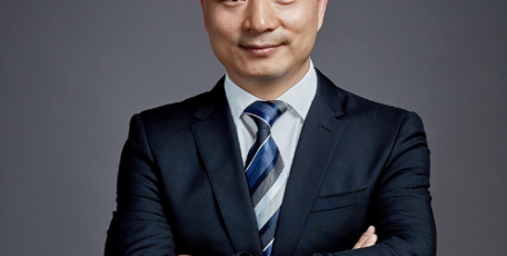 第八届陕西省优秀企业家风采 ——中天西北建设投资集团有限公司党委书记、董事长 赵向东