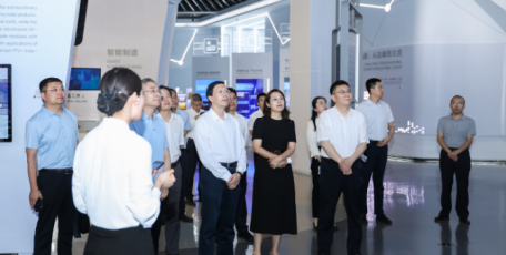 陕西省工信厅党组书记、厅长陈忠赴隆基、陕汽、吉利调研工业稳增长