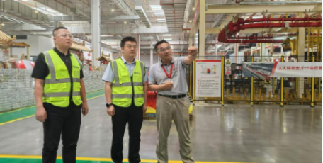 省工信厅党组成员、副厅长刘波带队 赴商用车（重卡）产业链核心配套企业稳增长帮扶调研