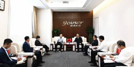 陕西有色金属集团与新华社陕西分社座谈交流