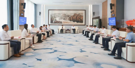 西安市委常委、高新区党工委书记马鲜萍一行到陕煤集团座谈交流