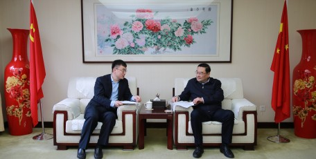 张晓光会见伊利集团副总裁苏玉峰一行