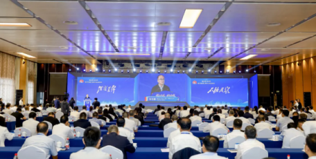 延长石油集团公司举办第三届合作企业座谈会