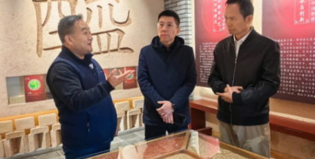全国农业展览馆馆长何斌一行专题调研岐山天缘创新发展