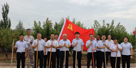 神南产业发展公司：落好党建一颗“子”， 激活后勤服务一盘“棋”