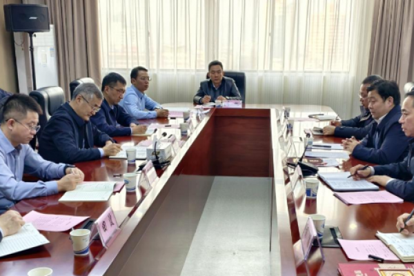 特能集团董事长杨世泽一行来省工...