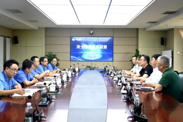 迪恩机床客人访问法士特